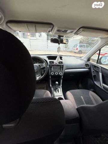 סובארו פורסטר