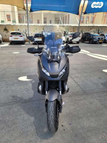 הונדה X-ADV750