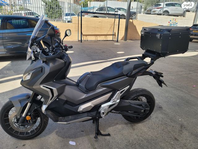 הונדה X-ADV750