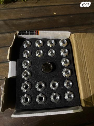 feedItemObj.data.row_1