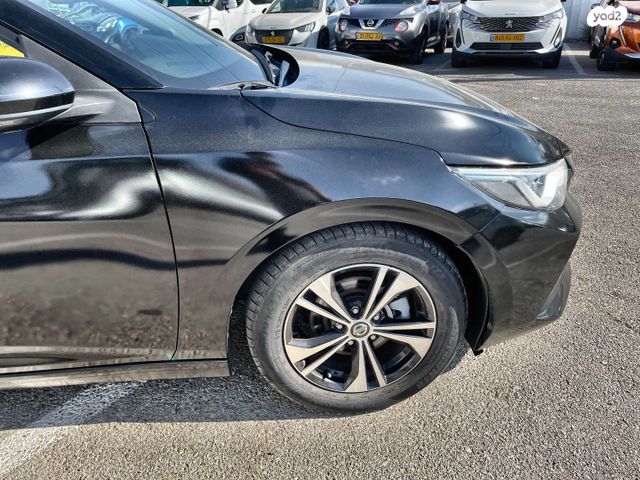 ניסאן סנטרה