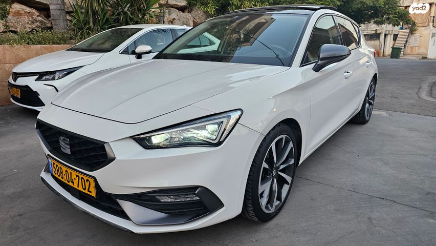 מודעת רכב סיאט לאון