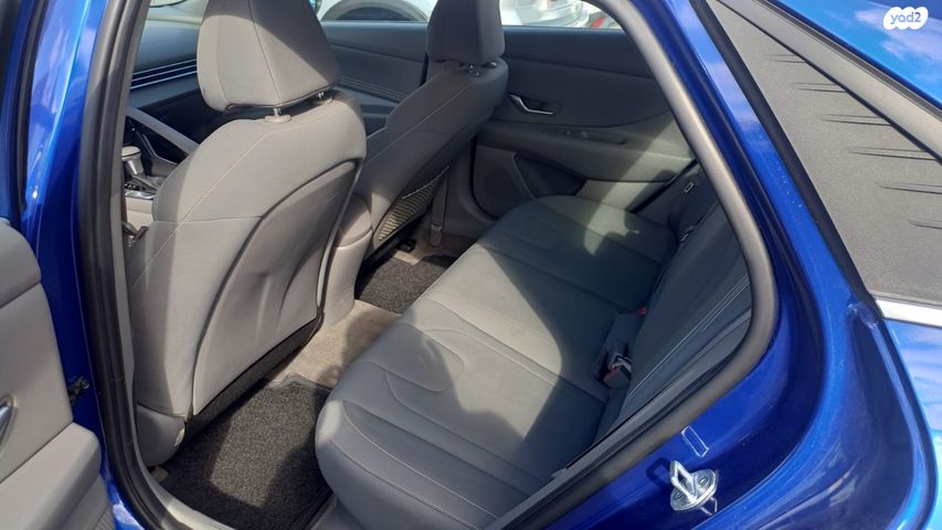 יונדאי אלנטרה