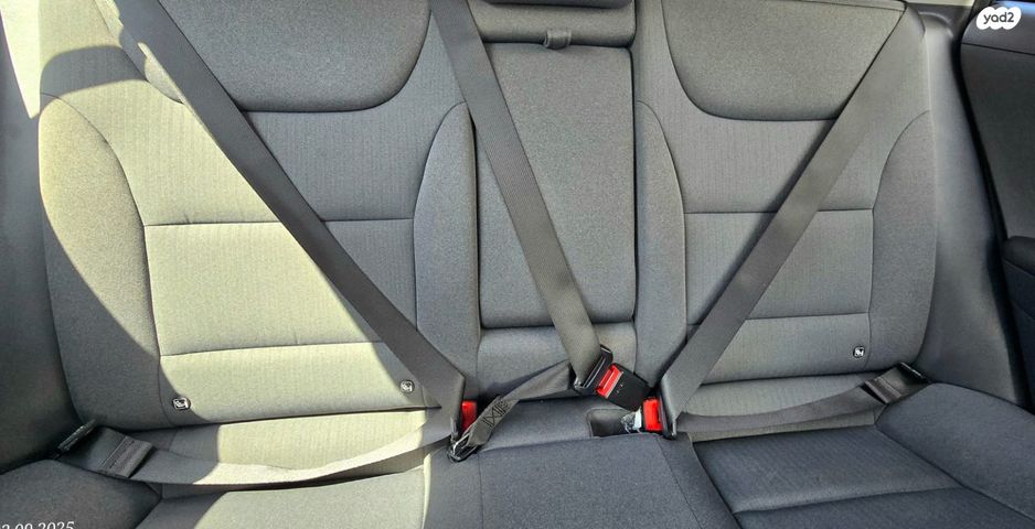 יונדאי איוניק