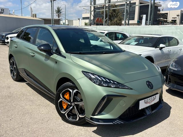 מודעת רכב אם ג'י MG4