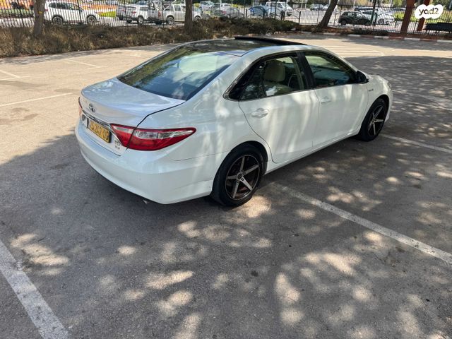 מודעת רכב טויוטה קאמרי