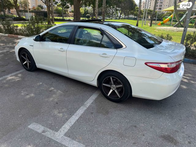 טויוטה קאמרי