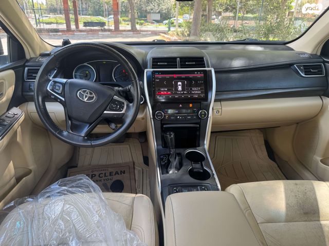 טויוטה קאמרי