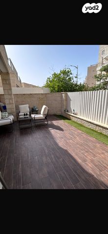 בית פרטי/ קוטג', חלוקי נחל 7, נופי סלע, מעלה אדומים