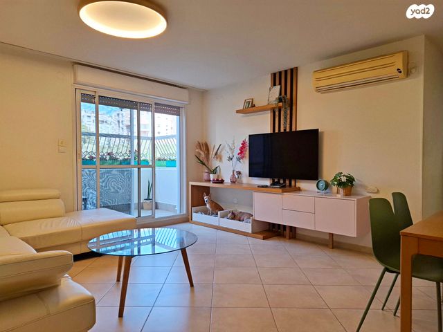 דרך משה דיין 4