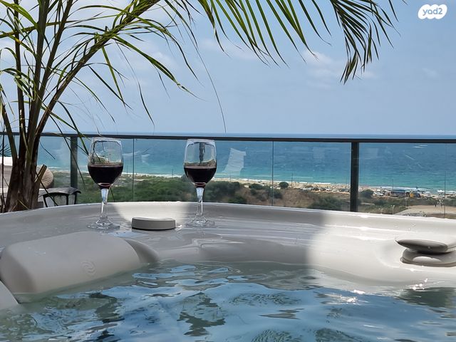 גג/ פנטהאוז, המעגן 13, אכזיב, נהריה