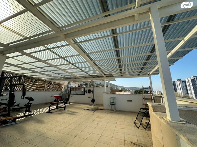 דירת גן, הרב זרביב 7, רמב"ם, טירת כרמל