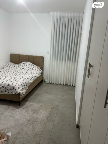 דירה, שדרות הרב משה שמואל שפירא 4, פארק המושבה, באר יעקב