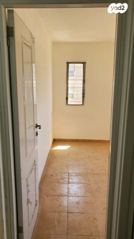 דירה, משה שרת 10, שכונה י"א, באר שבע