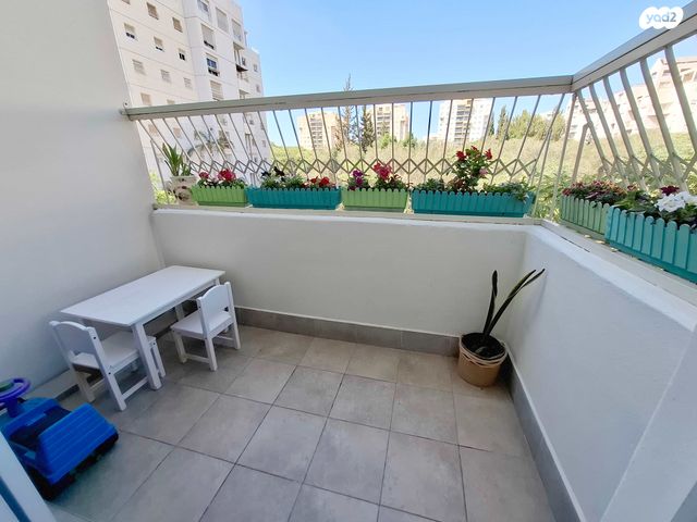 דירה, דרך משה דיין 4, קרית הסביונים, יהוד מונוסון