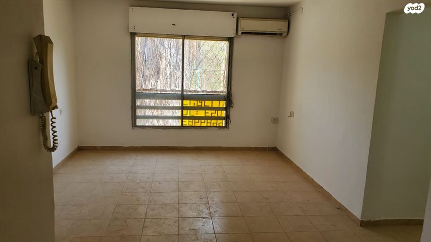 דירה, משה שרת 10, שכונה י"א, באר שבע