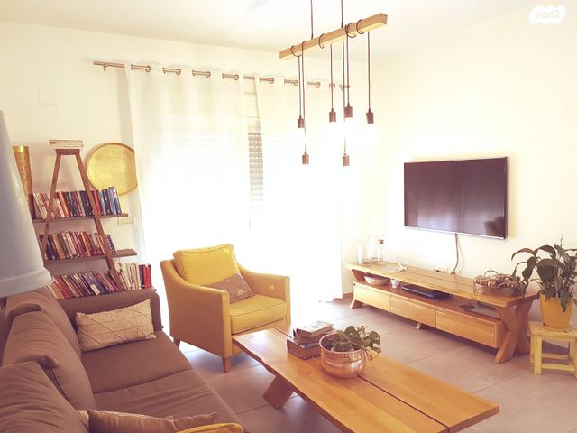 גג/ פנטהאוז, יפה נוף 13, הראשונים, שלומי