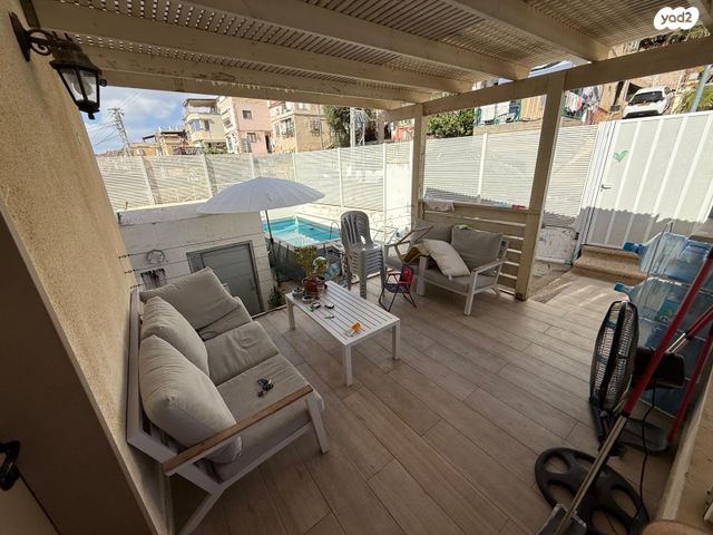 דירת גן, הרב זרביב 7, רמב"ם, טירת כרמל