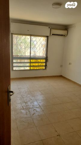 דירה, משה שרת 10, שכונה י"א, באר שבע