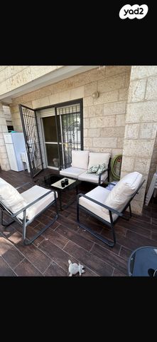 בית פרטי/ קוטג', חלוקי נחל 7, נופי סלע, מעלה אדומים