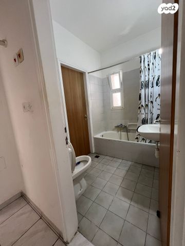 דירה, ליאון בלום 64, המיימוני, חיפה