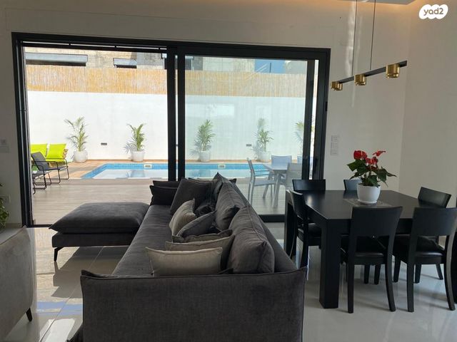 בית פרטי/ קוטג', נחל זוויתן 83, שרונית, להבים