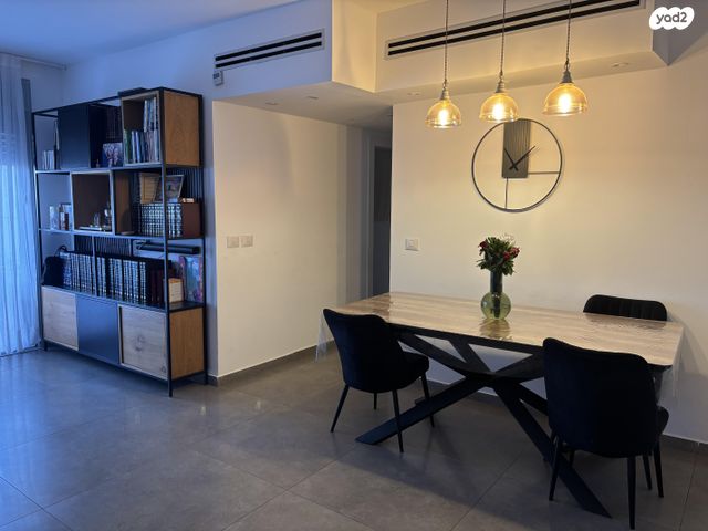 דירה, שדרות עמק האלה 16, שקמים ואגמים, אשקלון