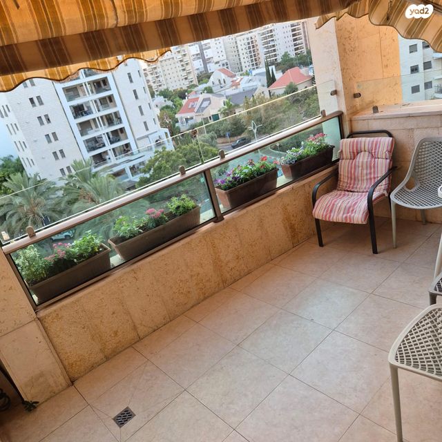 דירה, מוטה גור 4, קרית אילון, חולון