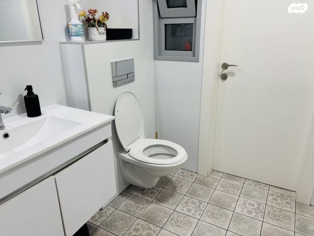 דירה, שדרות עמק האלה 16, שקמים ואגמים, אשקלון