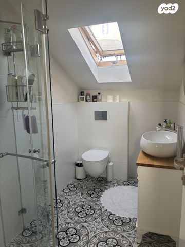 בית פרטי/ קוטג', נחל זוויתן 12, הנחלים, כפר יונה