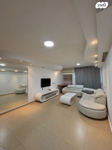 שדרות ארגמן 3