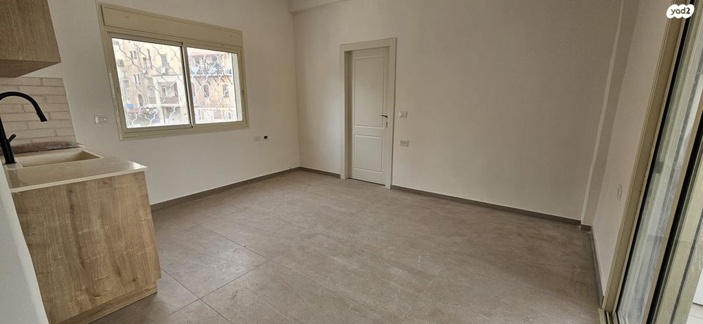 גג/ פנטהאוז, קיסריה 31, ואדי נסנאס, חיפה