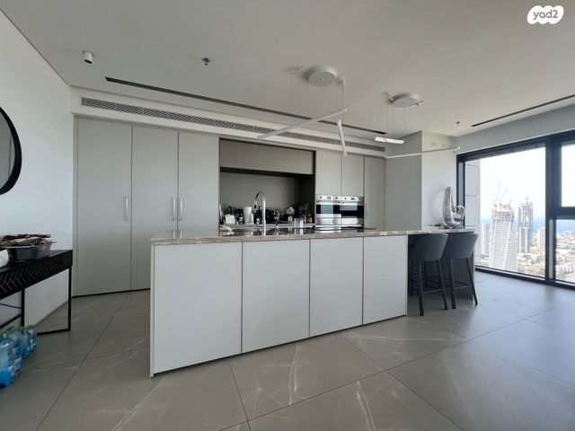 ניסים אלוני 2