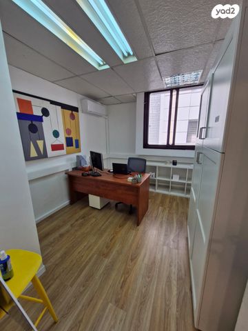 משרדים, יגאל אלון 157, נחלת יצחק, תל אביב יפו