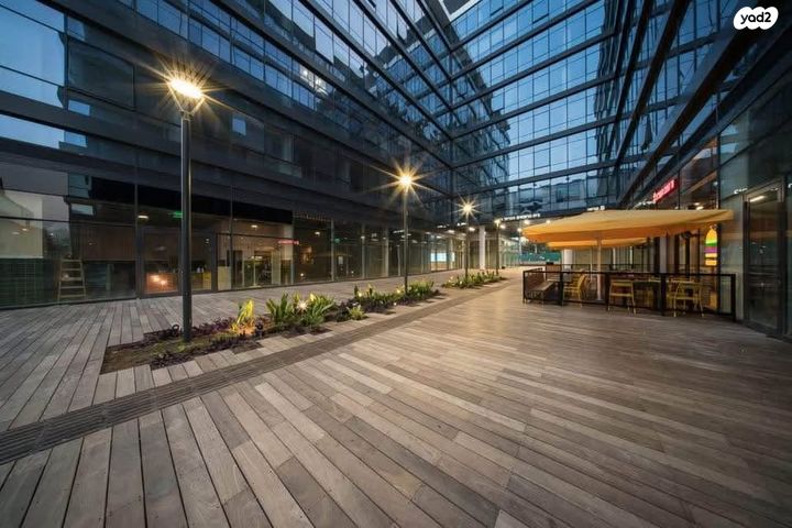 קליניקות, הברזל 11, עתידים, אזור התעסוקה רמת החייל, תל אביב יפו