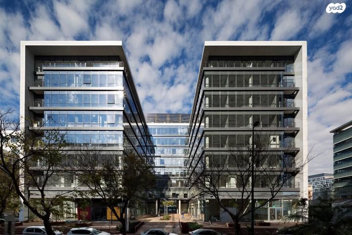 קליניקות, הברזל 11, עתידים, אזור התעסוקה רמת החייל, תל אביב יפו