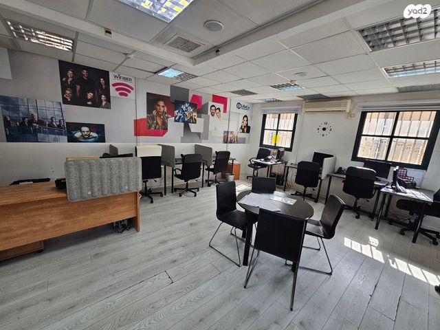 משרדים, שדרות רוטשילד 15, מרכז העיר, חדרה