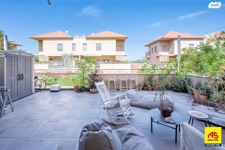 דופלקס, הקרן, יובלים, פרדס חנה כרכור