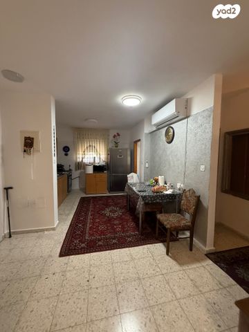 דירה, תקומה 11, נתיבות