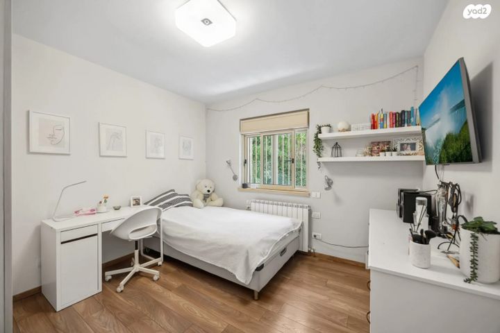 דירת גן, רחל המשוררת 4, בית הכרם, רמת בית הכרם, ירושלים