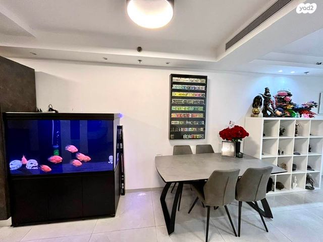 דירת גן, שדרות וייצמן, מוצקין הותיקה, קרית מוצקין