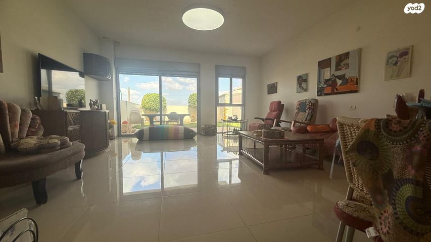 דו משפחתי, חיבת ציון, עפולה