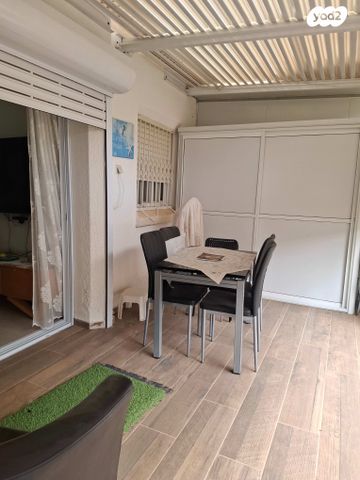 דירה, משעול הירקון, עומר