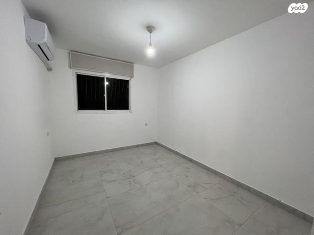 דירת גן, חלמיש, ערד