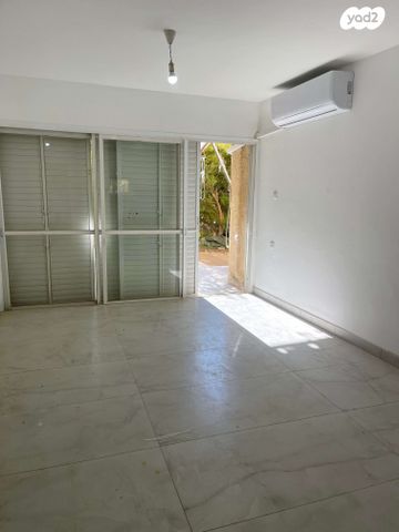 דירת גן, חלמיש, ערד