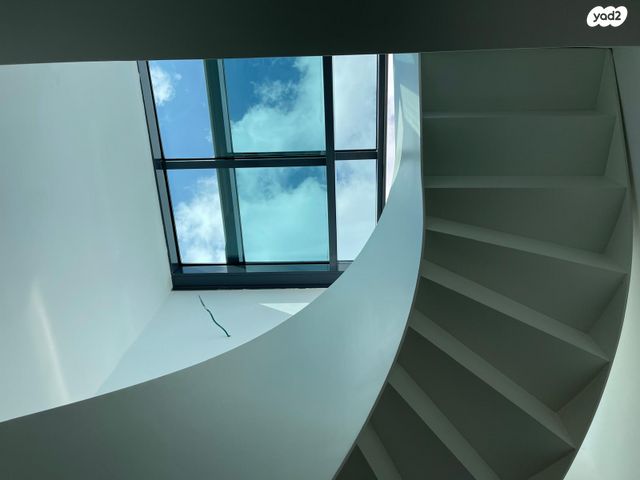 גג/ פנטהאוז, נהרדעא 8, הצפון החדש - דרום, תל אביב יפו