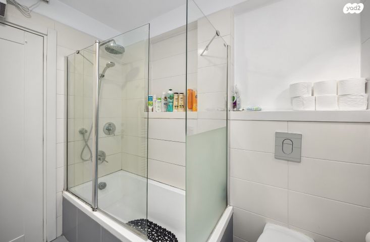 דירת גן, רחל המשוררת 4, בית הכרם, רמת בית הכרם, ירושלים