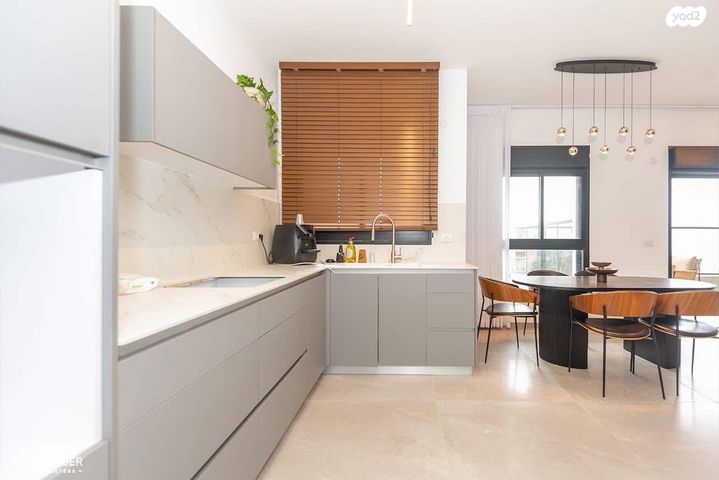 דירה, אחוזה, חיפה