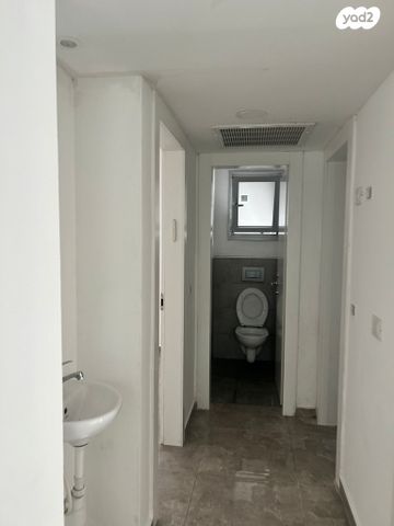 דירה, שדרות הרב עובדיה יוסף, אחיסמך, לוד