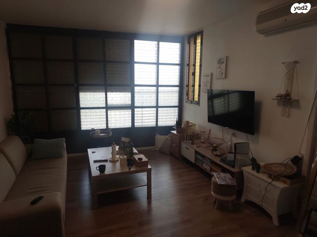 שדרת התמרים 